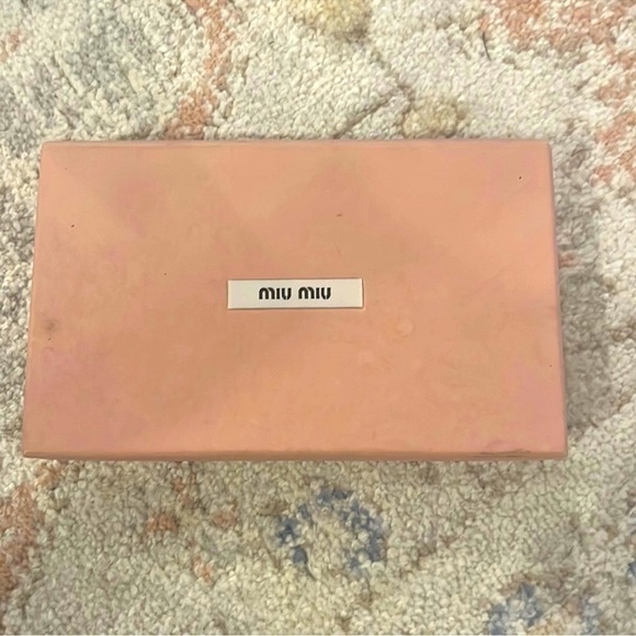 MIU MIU wallet EUC in pink with Box See Photos - Picture 9 of 9